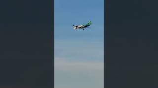 Denver Air Connection Fairchild swearingen metroliner landing at den [upl. by Denis]