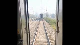 बिहार में चलती ट्रेन के साथ हुवा सबसे अजीब घटना आप जरूर देखे  The Train Factshorts trains [upl. by Esirec]