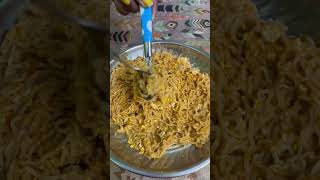 Maggi noodlesegg recipeinstant recipeuniversal recipe egg noodlesstreet food foodblogger [upl. by Hoag]