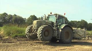 TraktorTV Folge 34  Straßenbau mit Fendt Vario 936 und 828 [upl. by Emelia]