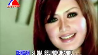 Shamila Cahya  Pacar Temanku  Official Music Video [upl. by Atalante]