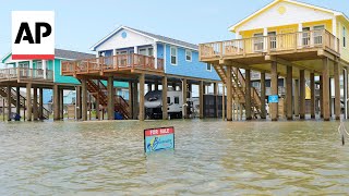 Surfside Beach Texas experiences flooding from Tropical Storm Alberto [upl. by Chambers865]