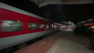 Dangerous 130 Kmph High Speed Action by LHB Kolkata Patna Garib Rath Express [upl. by Atinrahc]