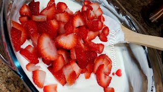 How To Make Fresas Con Crema [upl. by Anayit583]