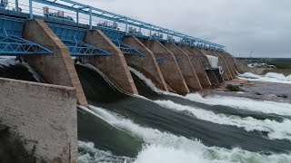 When dam floodgates on the Colorado River open in Central Texas [upl. by Nnaul]