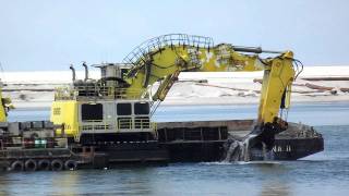 Liebherr P995 Litronic amp CAT 980G auf der Maasvlakte2 [upl. by Sansen]