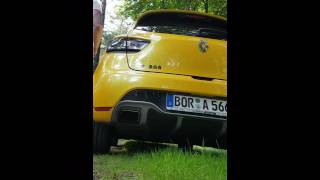 Clio IV RS with Straight pipes [upl. by Arykat]