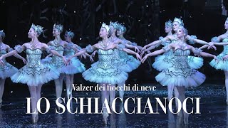 Lo schiaccianoci  Valzer dei fiocchi di neve Teatro alla Scala [upl. by Akiret449]