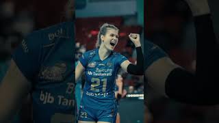 hanna DavysKiba volleyball trending proliga2024 [upl. by Elolcin]