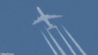 NEW German quotAir Force Onequot Airbus A340 Contrails over Berlin 03032011 [upl. by Etem]