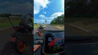 Overtaking at 150  Slipstreaming [upl. by Adnileb]