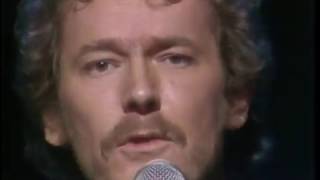 Gordon Lightfoot  quotIf You Could Read My Mindquot Live TV performance [upl. by Okoy434]