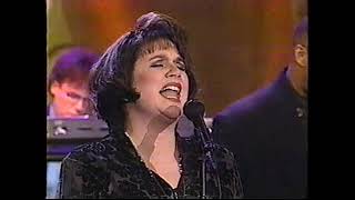 Linda Ronstadt  Hearts Accelerating  Anyone Who Had A Heart  Tonight Show 12193 part 1 [upl. by Hardi]