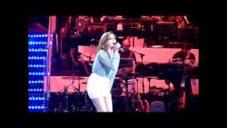 Annalisa Scarrone live allArena di VeronaITS OH SO QUIET [upl. by Siubhan]