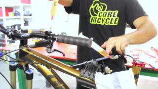 Rock Shox reverb stealth instalación y sangrado [upl. by Elvera]