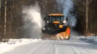 JCB Fastrac mit dem Schneepflug unterwegs Produktvideo  LandtechnikTV [upl. by Ricketts]