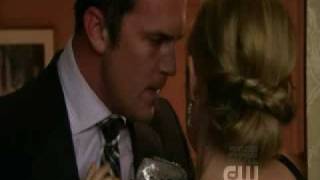 Gossip Girl 2x16 Youve Got Yale Chuck salva Lily Italian subtitles [upl. by Yeliac]