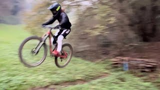 Skeggiaman rides MTB fast in the foliage and lands on flat  jumps berms and a handful of grass [upl. by Fortunia]