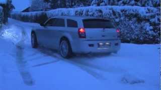 300C HEMI AWD Burnout on the snow [upl. by Grete]