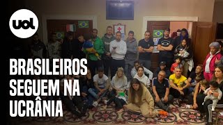 Guerra na Ucrânia Agoniados jogadores brasileiros pedem proteção para deixar bunker [upl. by Nnylsoj]