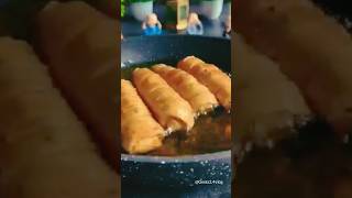 समोसा रोल रेसिपी ।।😋 samosa rool food trending new recipe shortsfeed viralvideo [upl. by Amer]