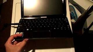 Part 1 of 2 Samsung NPNC110A01CA 101 inch screen NetBook Review [upl. by Sedruol]