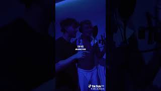 Fede y ian en el estudio cantando la vi bailando en tiktok [upl. by Kashden166]