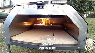 forno artigianale a legna per la pizza [upl. by Aicilat]