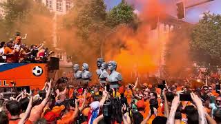 Snollebollekes Orange Parade Berlin links amp rechts [upl. by Profant419]