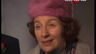 Comic Relief Hetty Wainthrope with Victoria Wood  Julie Waters [upl. by Wenz428]