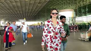 URVASHI RAUTELA FLYING FROM MUMBAI SPOTTED AT AIRPORT [upl. by Enirod689]