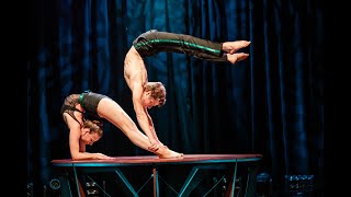 Contortion  hand to hand duo  Duo Des Articulés  Newcomershow 2022 – KrystallPalast [upl. by Jocelyn]