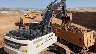 Hidromek Excavator Ford Truck Loading [upl. by Walton695]