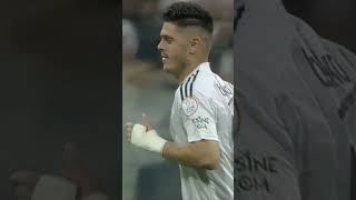 Beşiktaşın Yeni Transferleri Rashica ve Chamberlain SiyahBeyazlı Formayla İlk Kez Sahada shorts [upl. by Aynatal274]