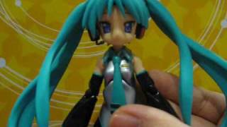 AFR  Kagami Hiiragi Miku Cosplay Version Figma Figure Review [upl. by Rillis]