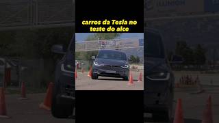 Carros da Tesla no teste do alce [upl. by Oiznun]