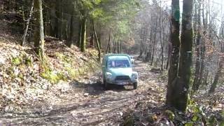 Acadiane et 2CV dans les chemins [upl. by Haron745]