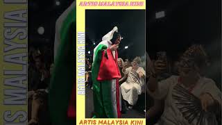 Dato Seri Vida buat kemunculan istimewa di pentas KLFW [upl. by Alwin]