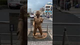 亀有駅前にいた両津勘吉巡査長に踊っていただきました。 ai生成動画 ＃こち亀両津勘吉 [upl. by Sacul976]