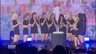 LOONA World Tour Full Concert Vlog in NYC Palladium Theater Madison Square Garden 220819 [upl. by Thgirw]