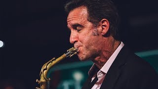 Amazing Saxophone Solo – Eric Marienthal [upl. by Haliek]