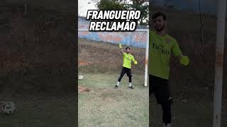 Tipos de goleiro 😂🧤 [upl. by Harvison]