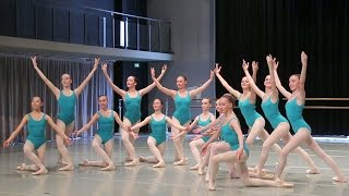 Classe de danse classique filles 1415 ans  Pointes pirouettes batterie  Conservatoire de Paris [upl. by Omsoc]