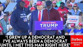 SURPRISE MOMENT NFL Greats Lawrence Taylor amp Ottis Anderson Join Trump Onstage At New Jersey Rally [upl. by Esiuolyram928]