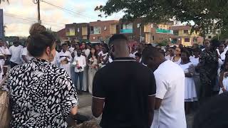 Crowd Virgil with flowers at the accident scene involving Bishop Salifu Amoako’s son  East Legon [upl. by Uis]