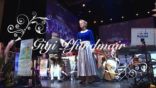 Gigi Pfundmair mit den Münchner Oktoberfest Musikanten beim Oide Wiesn Bürgerball 2018 [upl. by Allesig906]