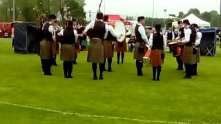 Tullylagan Pipe Band Enniskillen 280516 [upl. by Hui179]