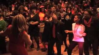 Purple Charlotte Steppers Wobble with Club Tempo [upl. by Isidoro286]