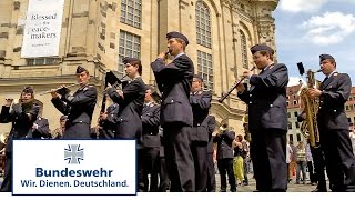 quotKlingende Stadtquot Dresden Überraschungskonzert des Luftwaffenmusikkorps der Bundeswehr [upl. by Carmencita]