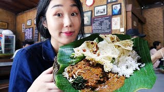 Nasi pecel LEGENDARIS di Jakarta [upl. by Yoccm15]